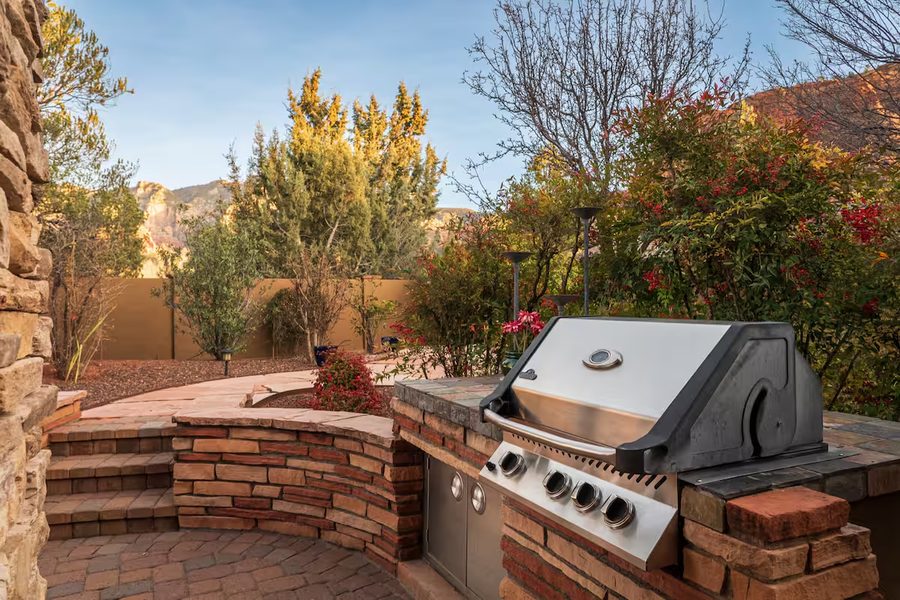 Built-in outdoor BBQ